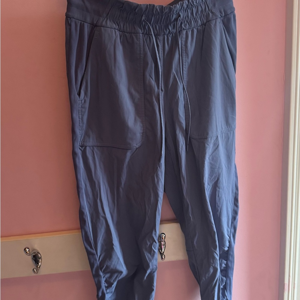lululemon athletica Lightweight Jogger Pants in Slate Blue